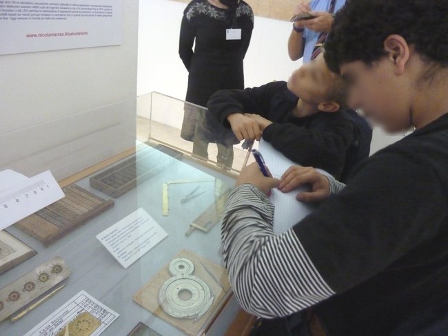 Cagliari Festivalscienza 2010, studenti interessati